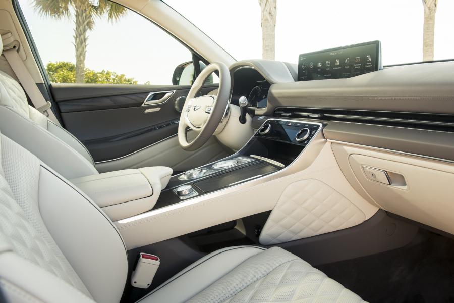 Интерьер Genesis GV80 AWD 2020 года  (NA) (фото 21 из 40)